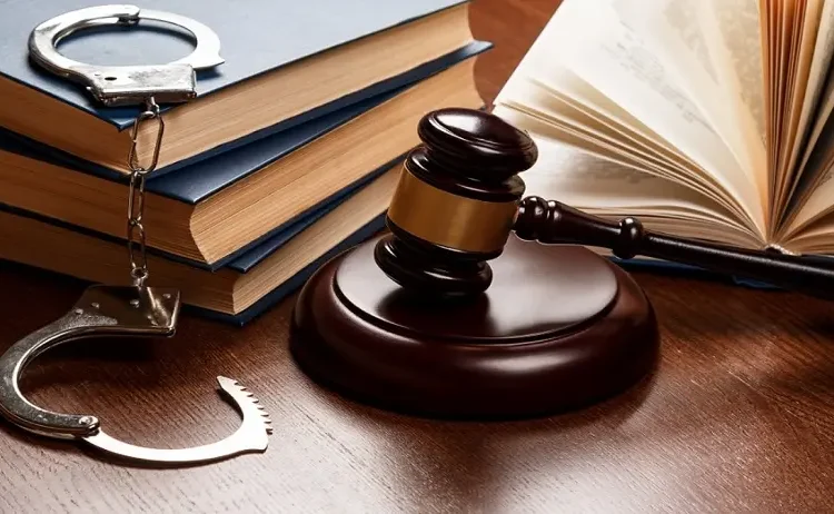  قضايا عمانية في سلطنة عمان